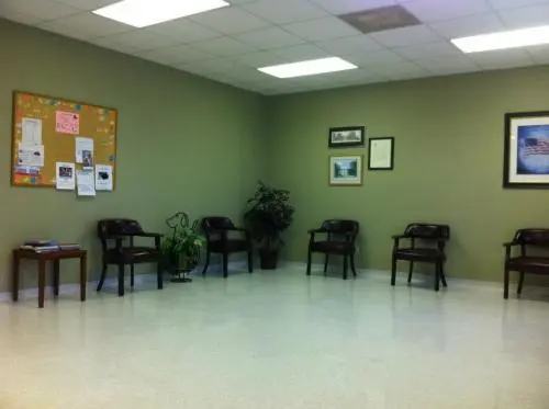 The waiting room at Houston Lake Animal Hospital